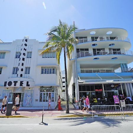 Deluxe Apartments At The Congress Miami Beach Bagian luar foto