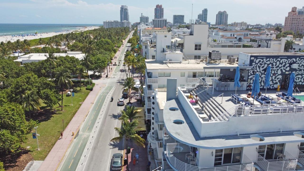 Deluxe Apartments At The Congress Miami Beach Bagian luar foto