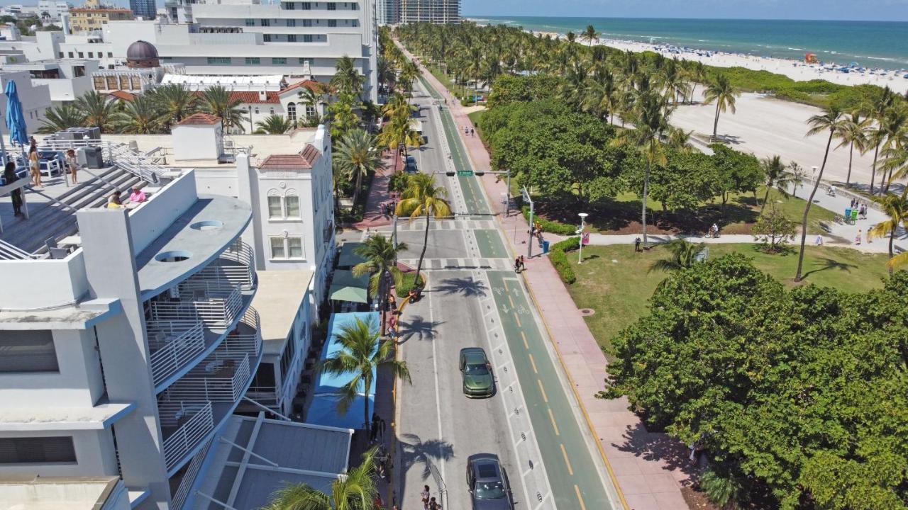 Deluxe Apartments At The Congress Miami Beach Bagian luar foto